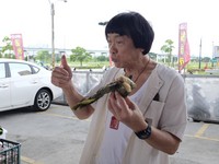 豬哥亮感嘆「家人親情最珍貴」　送260顆粽子原因超暖