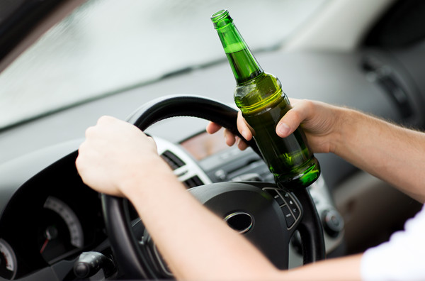 酒駕,代駕,酒後駕車,開車,喝酒。（圖／達志／示意圖）