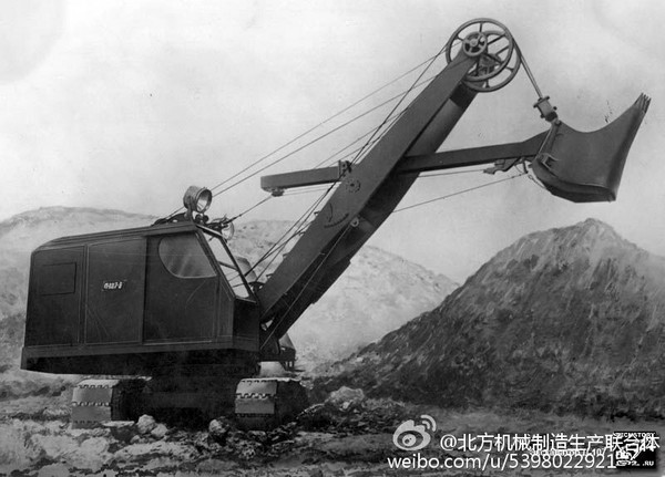 ▼Э-505挖掘机在1947年开始正式生产.