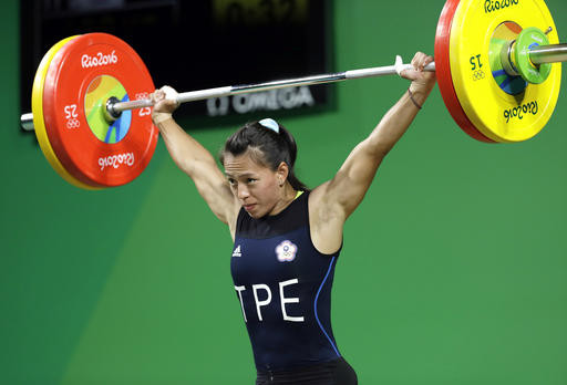 ▲郭婞淳逆轉差一步，仍為中華隊在女子舉重58公斤級拿下銅牌榮耀。（圖／達志影像／美聯社）