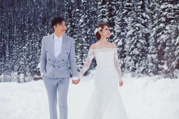 石詠莉和鄧健泓拍婚紗照，浪漫背後真相好驚悚！（圖／CFP）