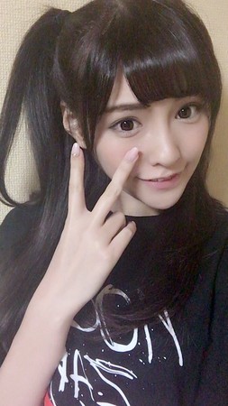 ▲偶像型女優橋本有菜（圖／翻攝自橋本有菜推特、DMM）