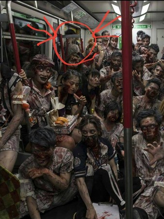 香港真实版《尸速列车》吓坏万人 丧尸占据地铁有亮点