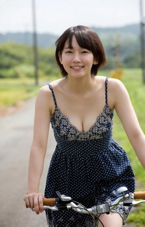 ▲日本女星吉岡里帆有著「治癒系美女」之稱。（圖／翻攝自吉岡里帆推特）