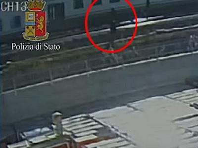羅馬遇害女學生最後身影，站立鐵道上與列車擦肩