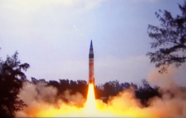 ▲印度2012年4月19日試射Agni-V導彈。（圖／達志影像／美聯社）