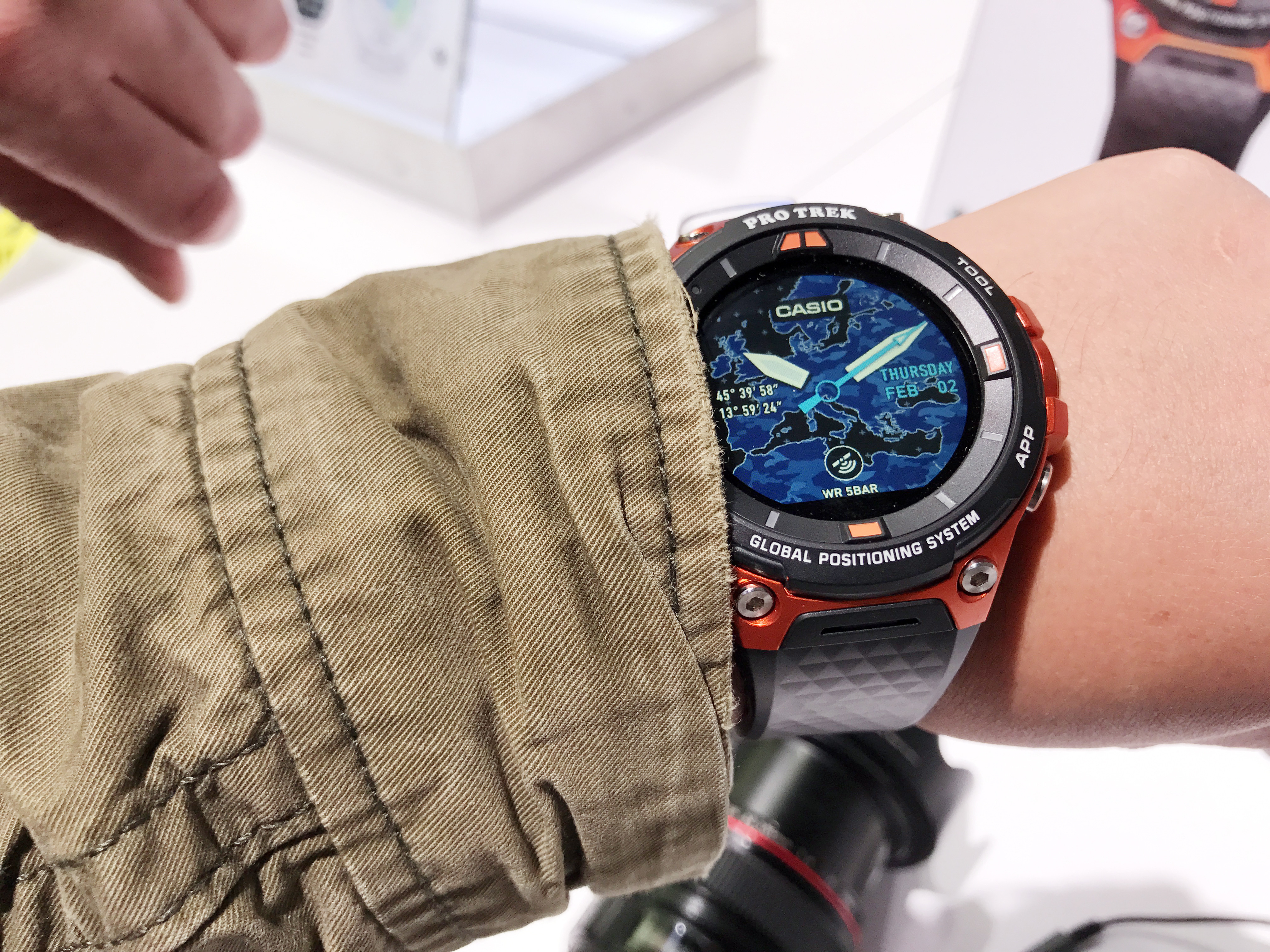 CES／CASIO PRO TREK Smart WSD-F20 持久智慧表動手玩| ETtoday3C家電