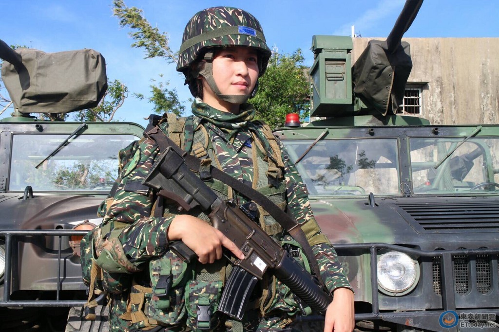 「美女輔導長」轉傳黑函遭記過　海軍中將控妨害名譽不起訴