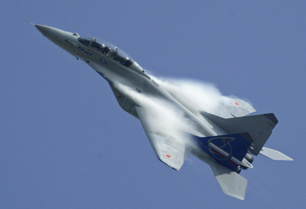 2007年在莫斯科航展進行表演的米格-35。（圖／達志影像／美聯社）
