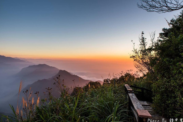 攻上 馬拉邦山 1406m三角點雪霸群山美景踩在腳底 Ettoday旅遊雲 Ettoday新聞雲
