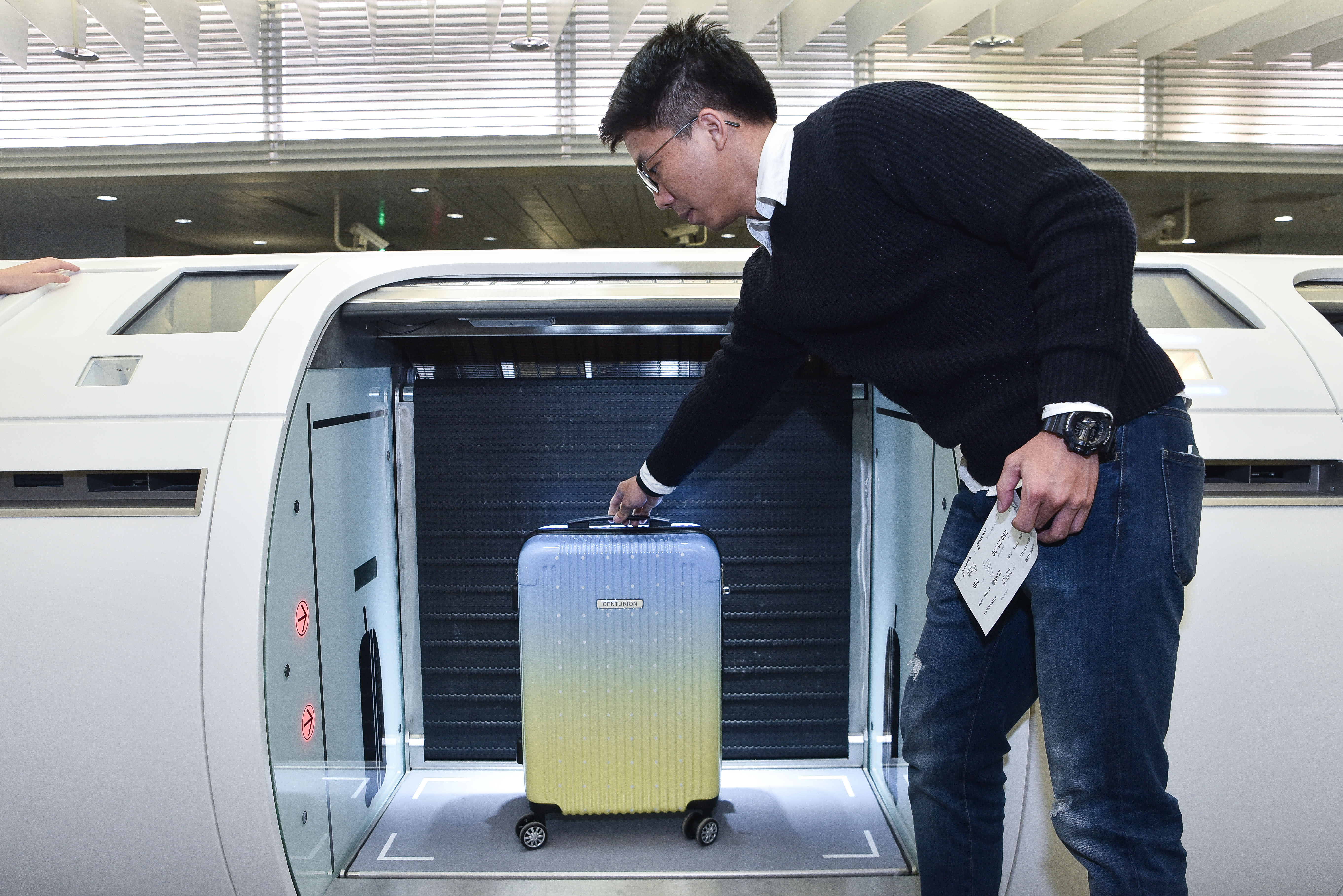 機場捷運市區預辦登機流程。（圖／記者李毓康攝）