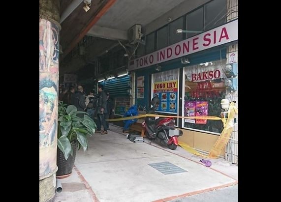宜蘭鬧區的印尼商店發生凶殺案！外籍移工毆死同鄉女友。（圖／翻攝自爆料公社）