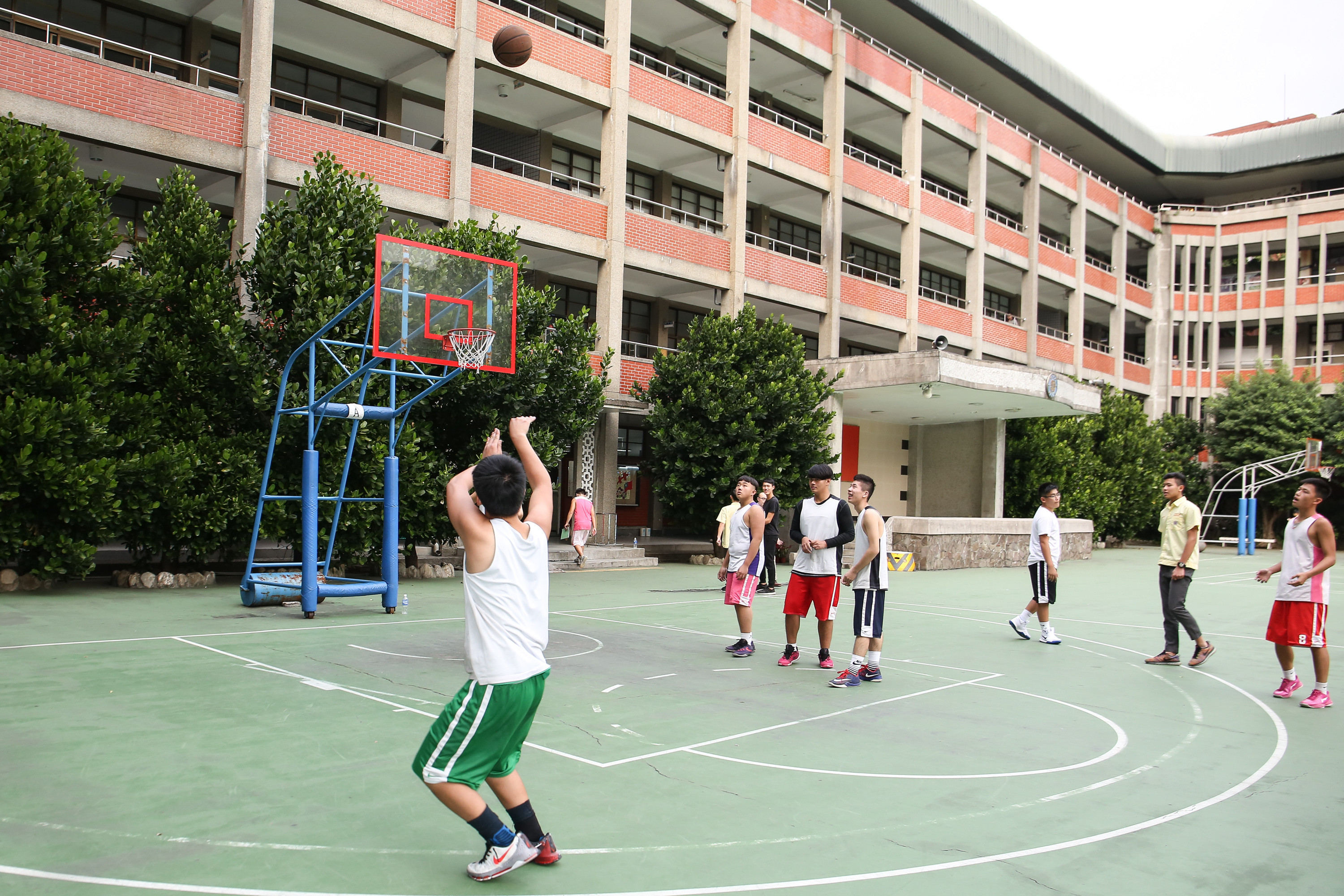 校園,學生,體育,籃球,籃球場,高中,運動,青少年,高中生（圖／記者周宸亘攝）