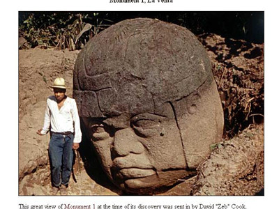 奥尔梅克文明最有特色的,就是这巨石人头像(图/翻摄自网路)