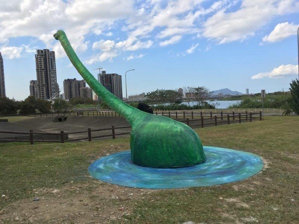 華中橋恐龍公園（圖／新北市政府提供）