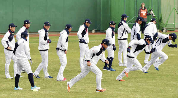 為了第四屆世界棒球經典（WBC）即將開打，日本國家棒球隊「日本武士」於宮崎縣集訓。（圖／達志影像／美聯社）