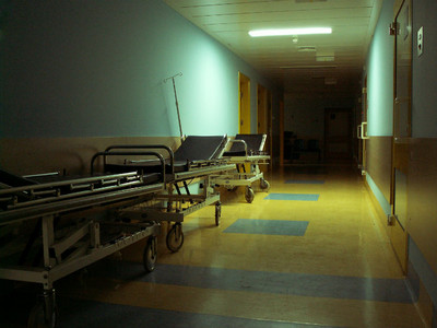 隱藏在生活中的「小確悚」　一個人走在醫院還不是最恐怖
