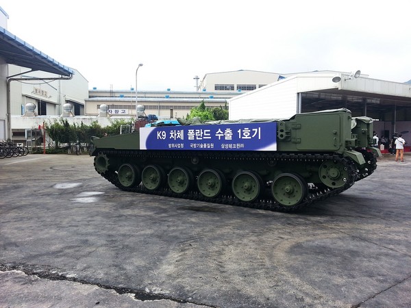 韓國K9型自行榴彈砲。（圖／翻攝自Twitter）
