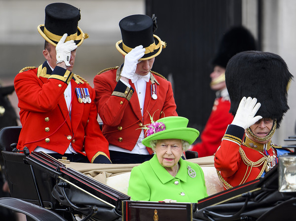 英國女王伊莉莎白二世（Queen Elizabeth II）的黃金馬車。（圖／美聯社）