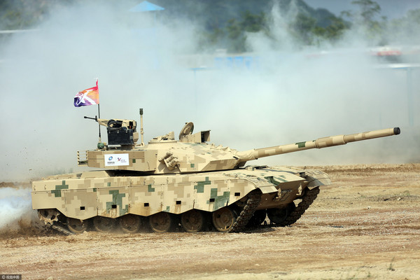 由中國北方工業公司研製生產的MBT-3000主戰坦克（又命名為VT-4）也是中國向出口市場投放的最先進主戰坦克。（圖／視覺中國CFP）