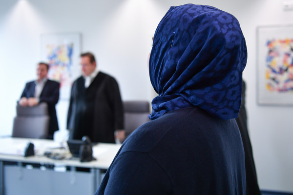 戴頭巾工作的穆斯林女子,穆斯林,面紗。（圖／美聯社）