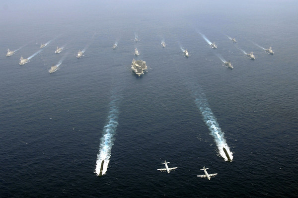 美國航母戰鬥群。（圖／翻攝自人民網）