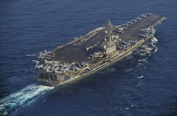 卡爾文森號航空母艦, USS Carl Vinson (CVN 70)。（圖／路透社）