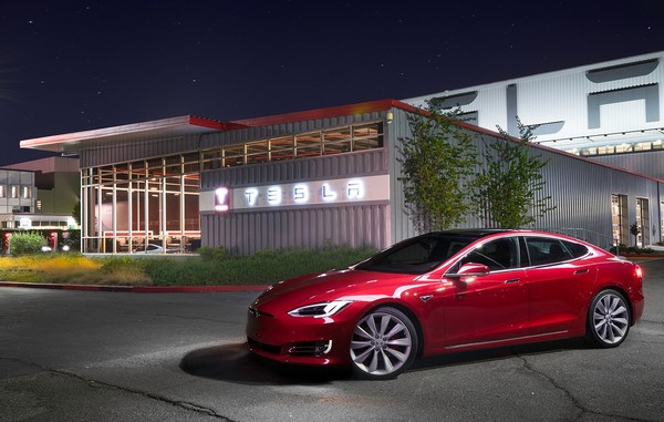 「史上最快市售車！」特斯拉Model S究竟「快」在哪裡(圖／翻攝自Tesla)
