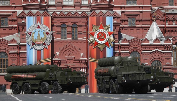 俄羅斯紀念72周年「勝利日」閱兵彩排,S-400飛彈,S-400。（圖／路透社）