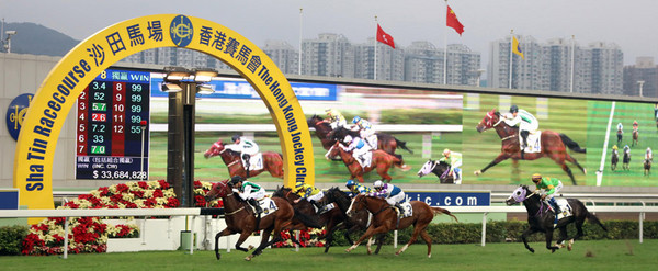 早在1846年香港就開始舉行賽馬的比賽。（圖／翻攝自香港賽馬會網站）