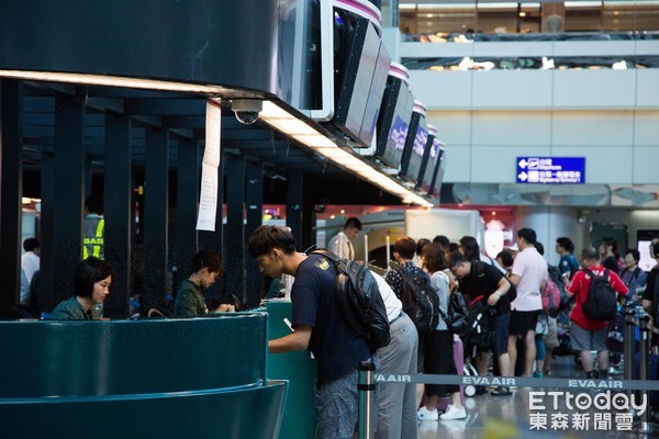 桃園機場,登機報到手續,旅客,出國旅遊,航空公司(圖/記者季相儒攝)