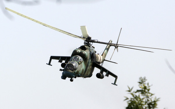 「Mi-24雌鹿」武裝運輸直升機，由米爾莫斯科直升機工廠於1972年開始生產，主要定位為大型直昇機空中砲艇（攻擊）和低運量兵員運輸（運輸）用途。（圖／路透社）