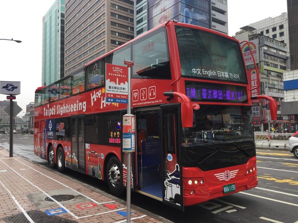 台北雙層觀光巴士。（圖／高鐵提供）