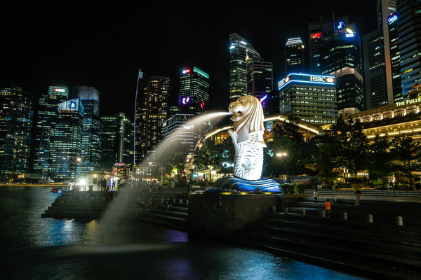 新加坡旅遊-濱海灣沿岸夜景、魚尾獅公園沿岸（圖／記者林世文攝）