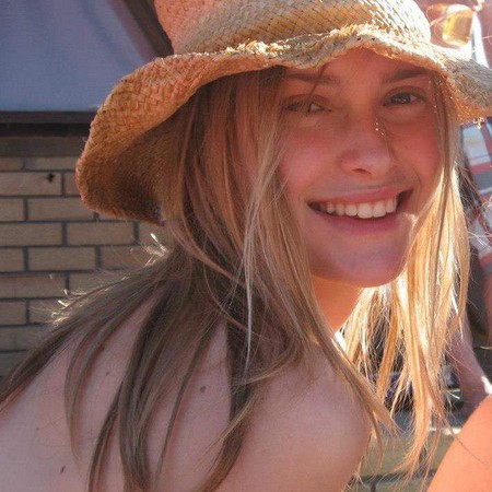 南非21歲漢娜（Hannah Cornelius）遭性侵殺害。（圖／翻攝臉書）