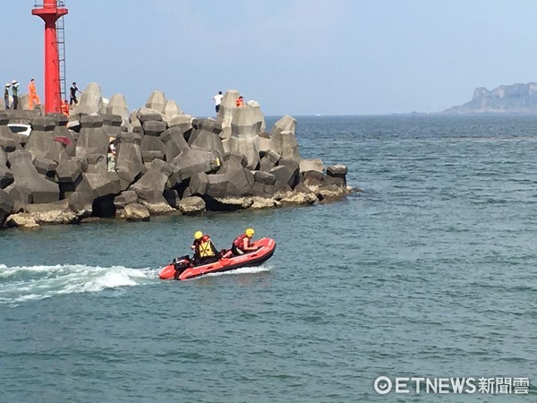 金山區5國中生落海溺水，4獲救1失蹤。（圖／消防局提供）