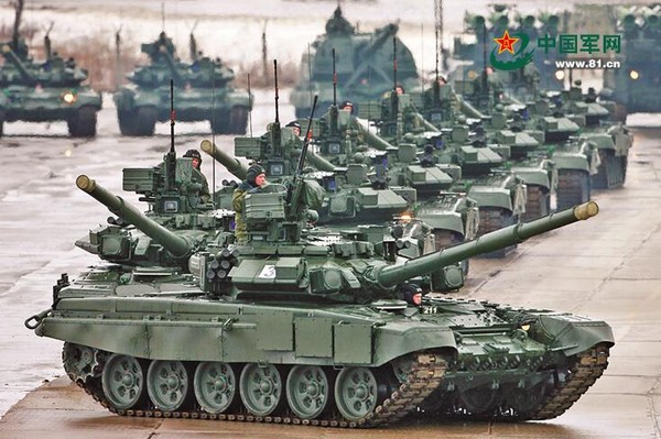 中國新輕坦克西藏測試，可「蹲伏」進行埋伏跟空運。（圖／翻攝自中國軍網）