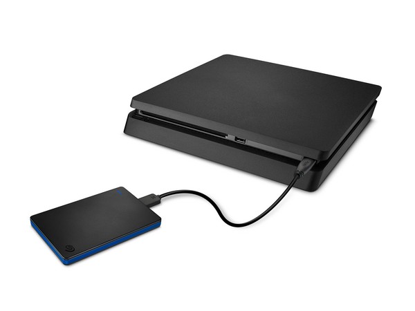 Seagate 推出 PS4 專用的外接硬碟。（圖／翻攝自官網）