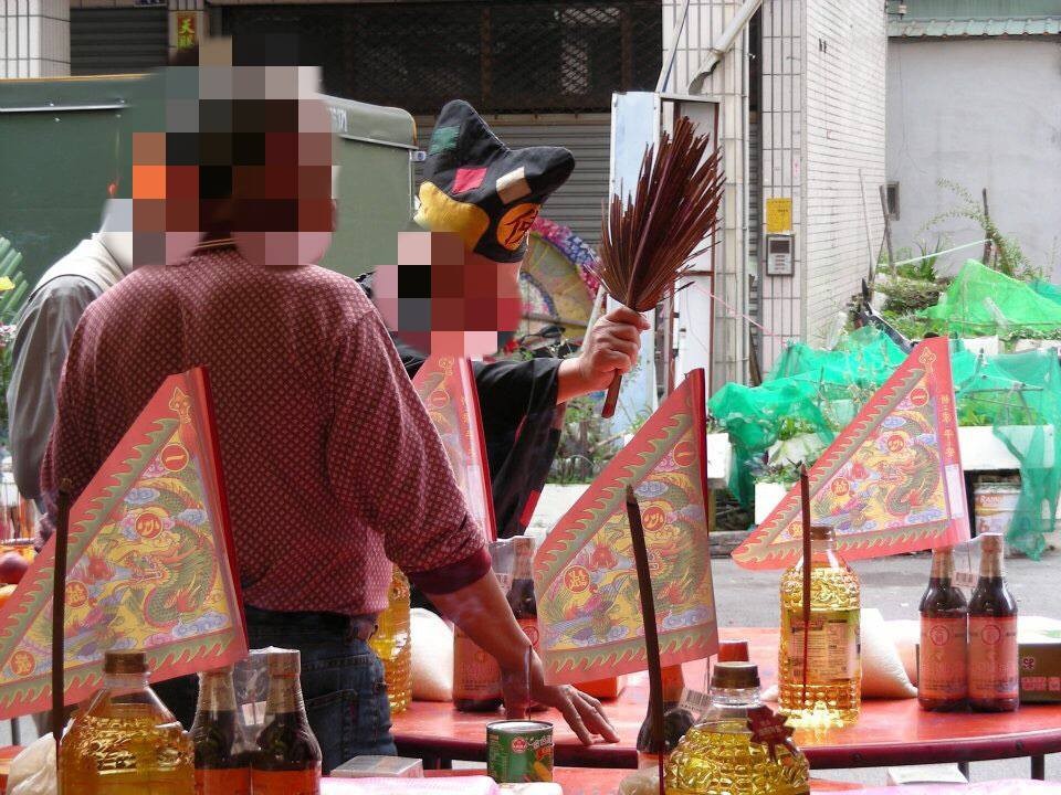 【小檸檬】祭祀沒辦好，死者半夜找上殯葬人員…「怎麼沒有烤鴨」（圖／小檸檬供稿專用）