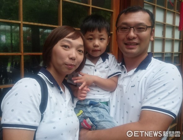 ▲4歲童罹「丙酸血症」,剛出生竟一口母奶也不准喝。(圖/記者嚴云岑攝)