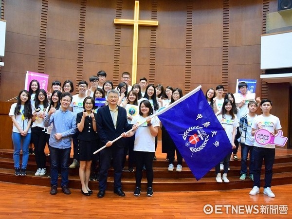 ▲中原大學海外志工隊以「攜手英文育樂營」為主，貢獻所學。（圖／中原大學提供）