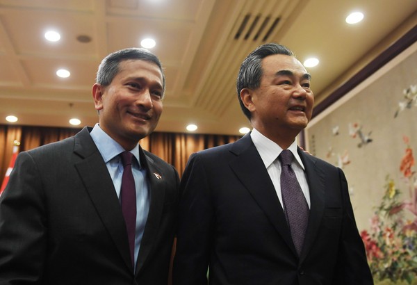 ▲新加坡外長維文與中國外長王毅會面。（圖／CFP）