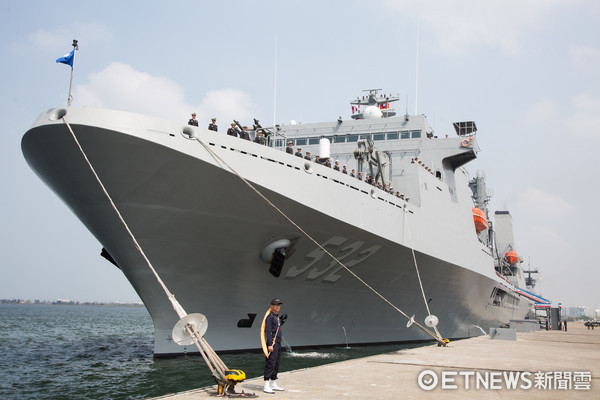 ▲▼ 磐石號油彈補給艦,磐石艦,磐石軍艦,AOE-532,中華民國海軍,後勤艦艇,國艦國造（圖／季相儒記者攝）