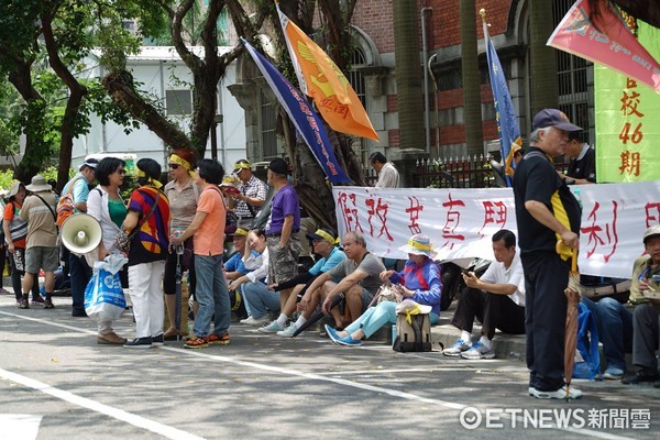 ▲立法院年金改革抗議。（圖／記者姜國輝攝）