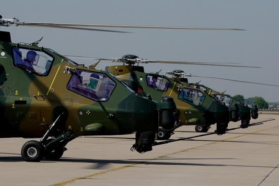 部署在吉林省的解放軍空降兵「直-10」武裝直升機。（圖／翻攝自新浪軍網）