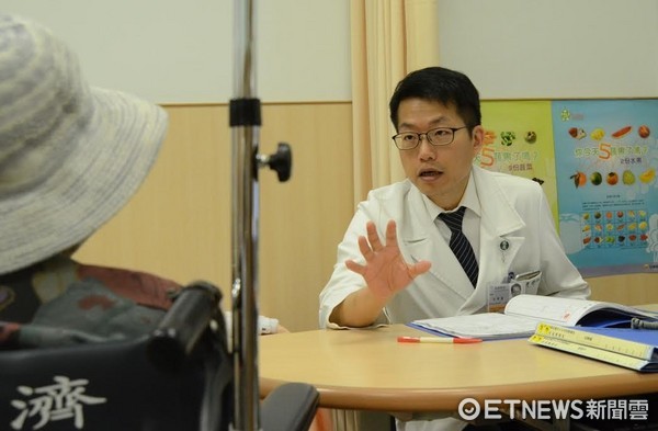 ▲外陰部1公分「大痘痘」腫痛又滲血　切片檢查竟是癌！。（圖／台北慈濟醫院提供）