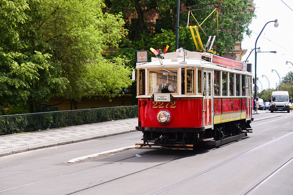 布拉格古董電車。（圖／華友旅行提供）