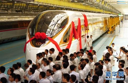 「復興號」在京滬高鐵雙向首發，速度加快、安全升級、座位更寬敞。（圖／翻攝自新華網）