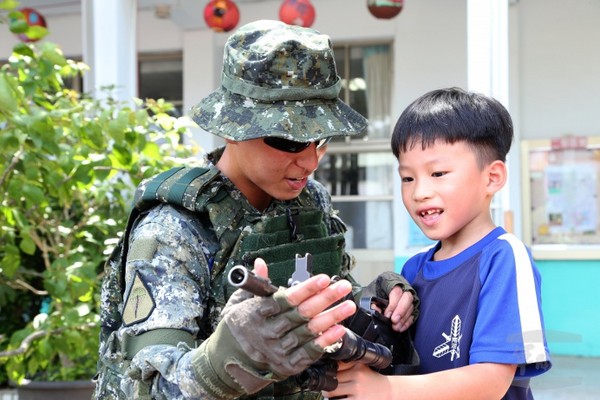 特五營山隘行軍/系列九