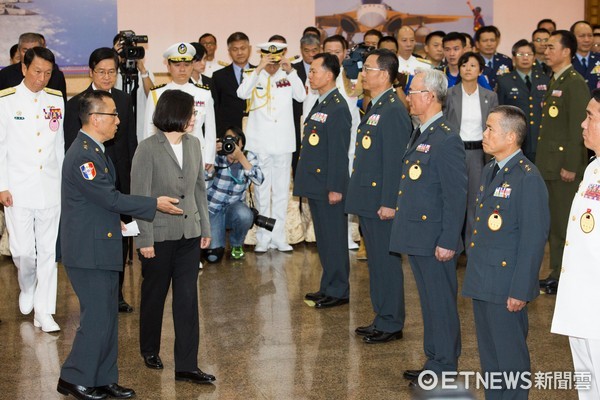 ▲▼國軍106年下半年將官晉任典禮,蔡英文。（圖／記者季相儒攝）